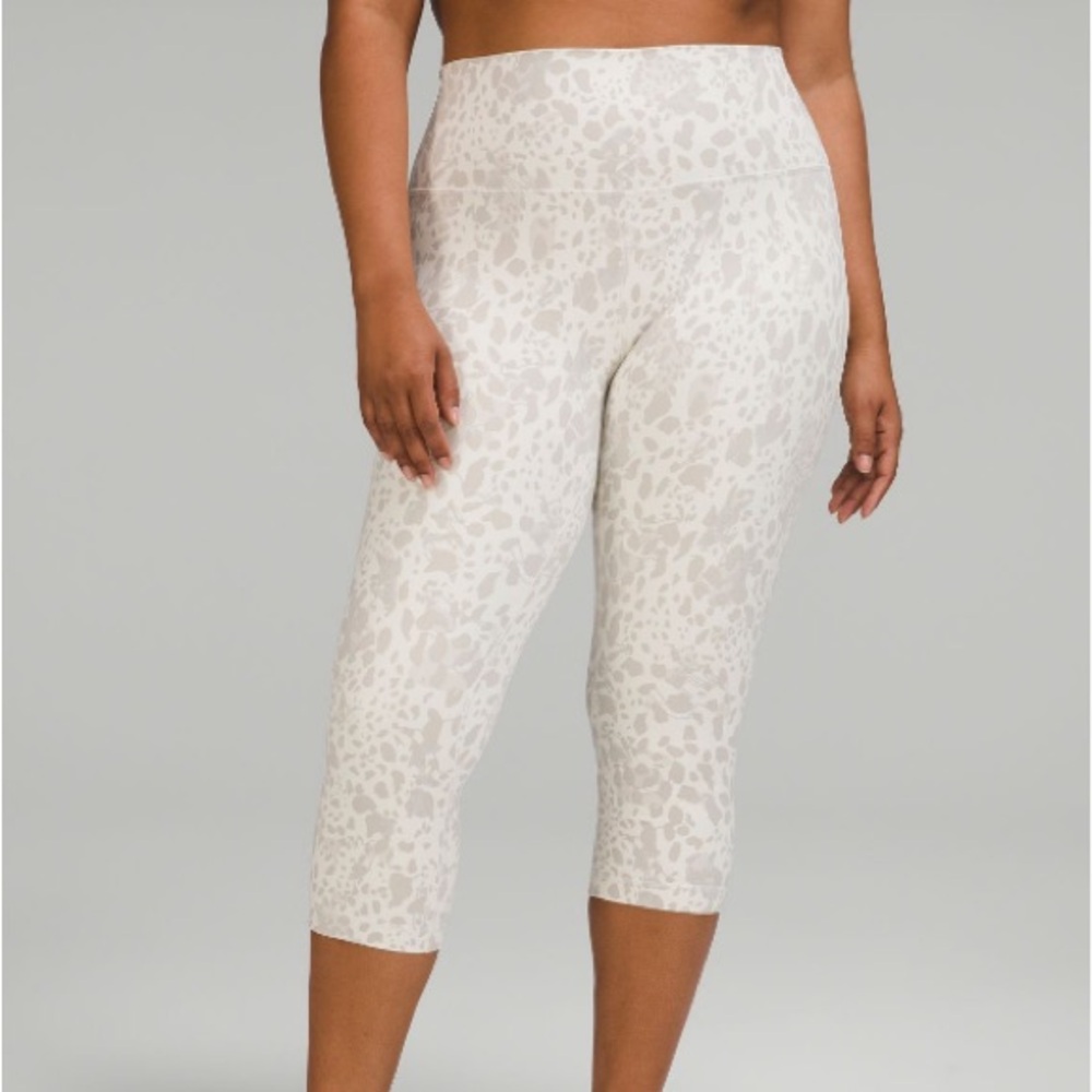 Lululemon capris